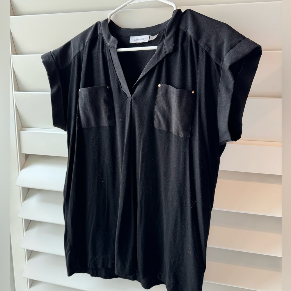 Nice Calvin Klein short sleeve V Neck Work Shirt